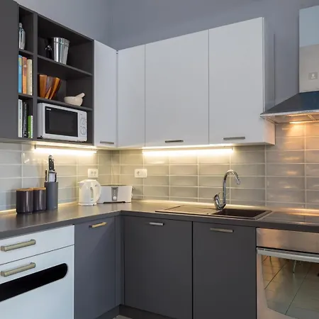 Jane 80m From Casa de Férias