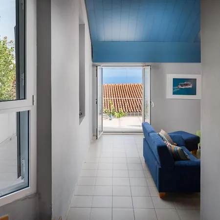 Jane 80m From * Stanici