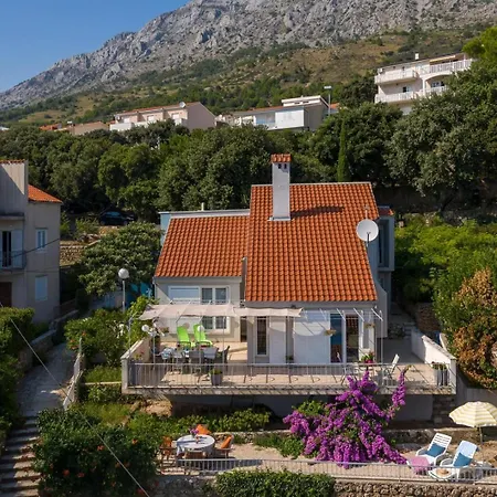 Jane 80m From 別荘 Stanići